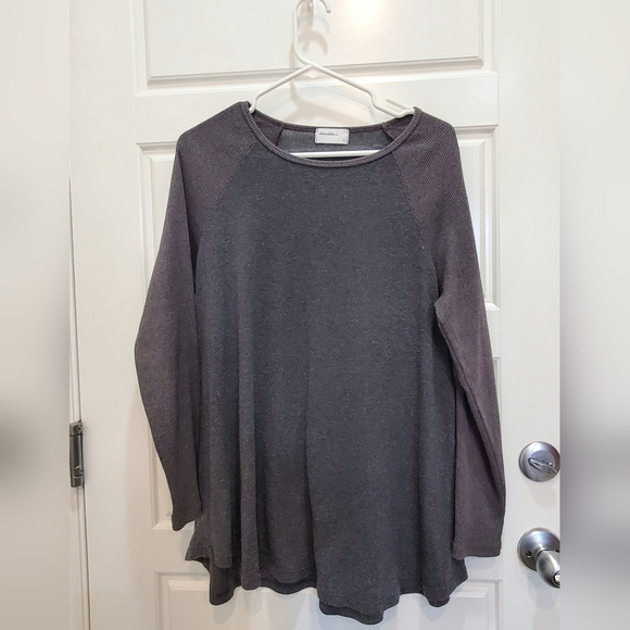 Allen Allen Tops - Allen Allen Thermal‎ Top